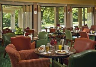 Courtyard By Marriott Charlottesville